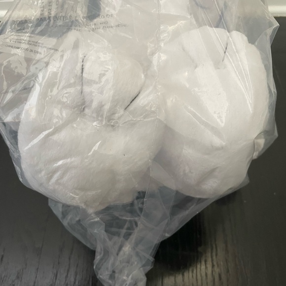 Peanuts Snoopy Jumbo Plush - Picture 6 of 13